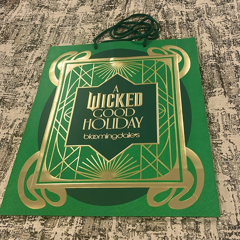 Wicked shopping bag.Bloomingdale’s edition New